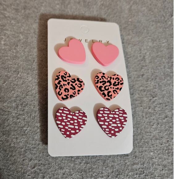Jewelry Boutique Set of 3 Heart Stud Earrings Pink Animal Print - Picture 2 of 7